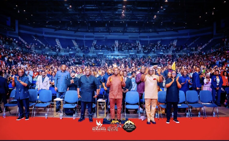 The man of God with other Ministers standing