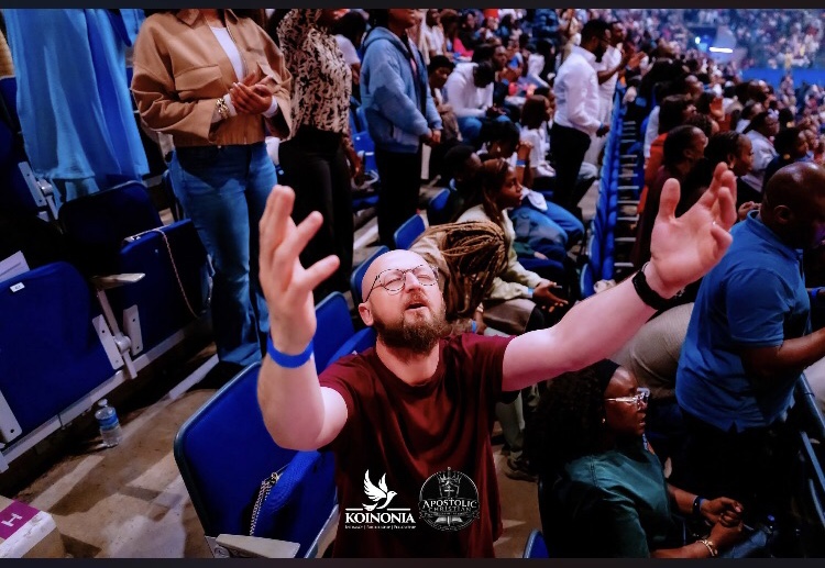 Man knelt down in worship